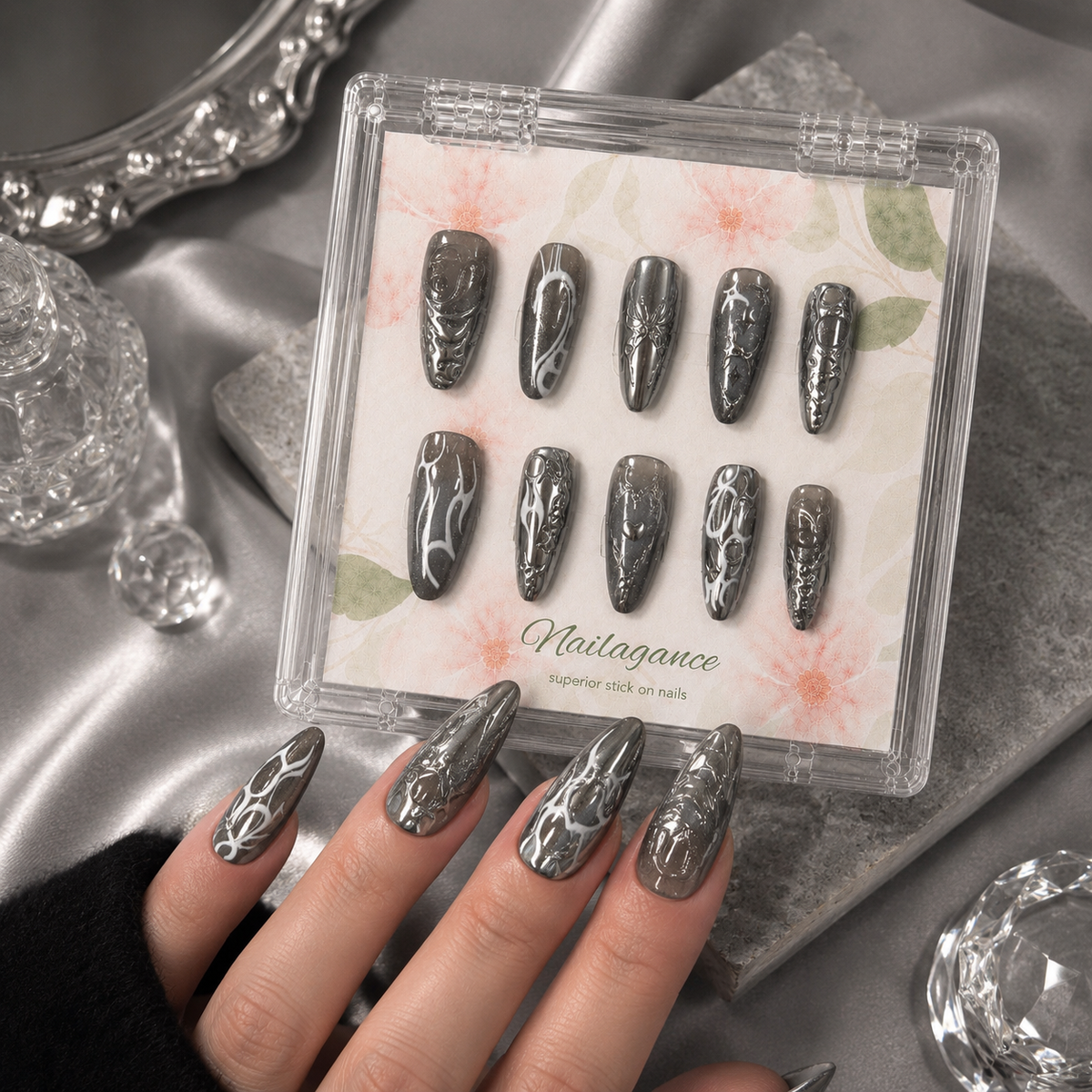 Chrome Noir - Black Silver 3D Press On Nails