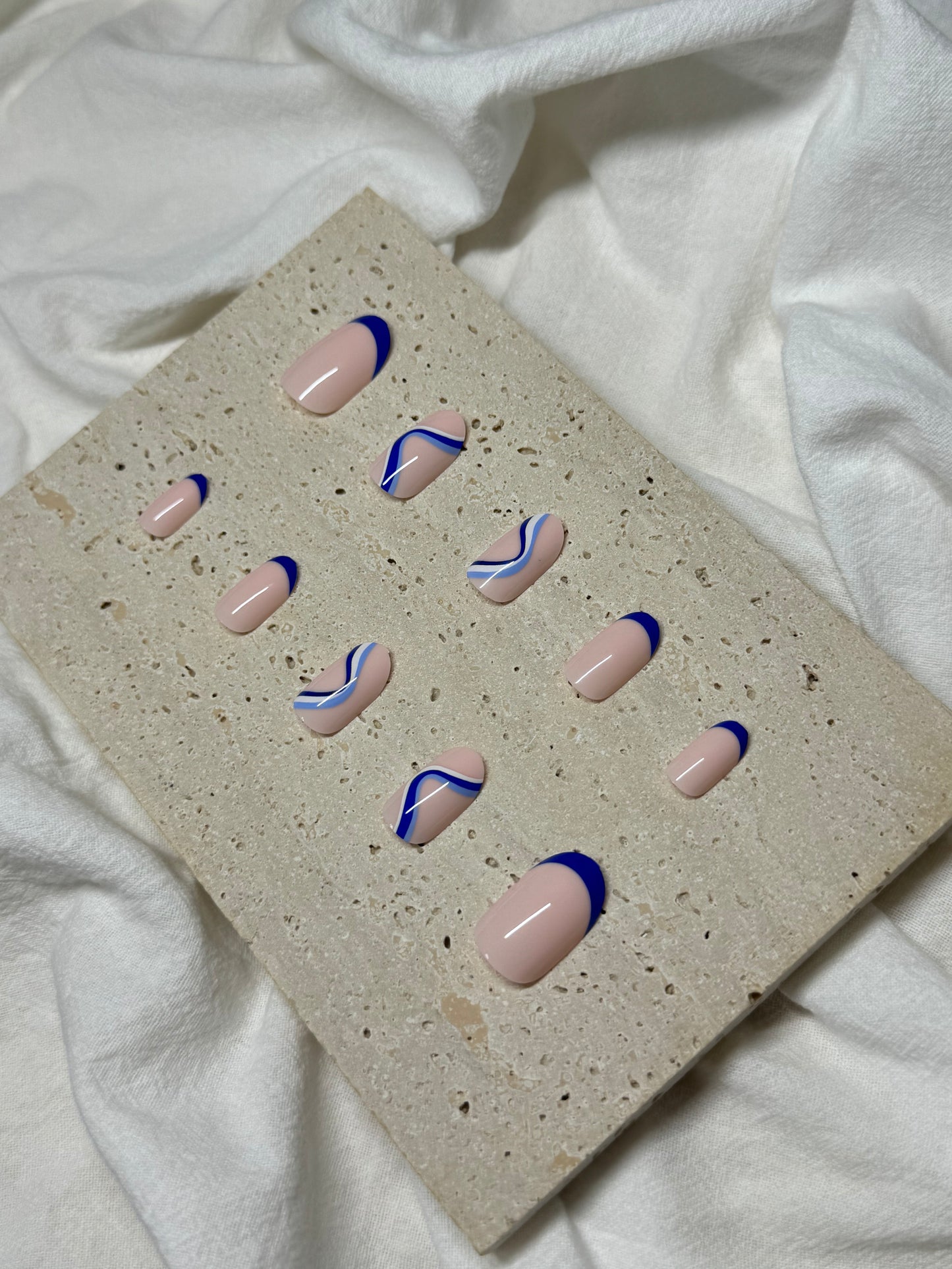 12 Zodiac Signs Collection - Aquarius
