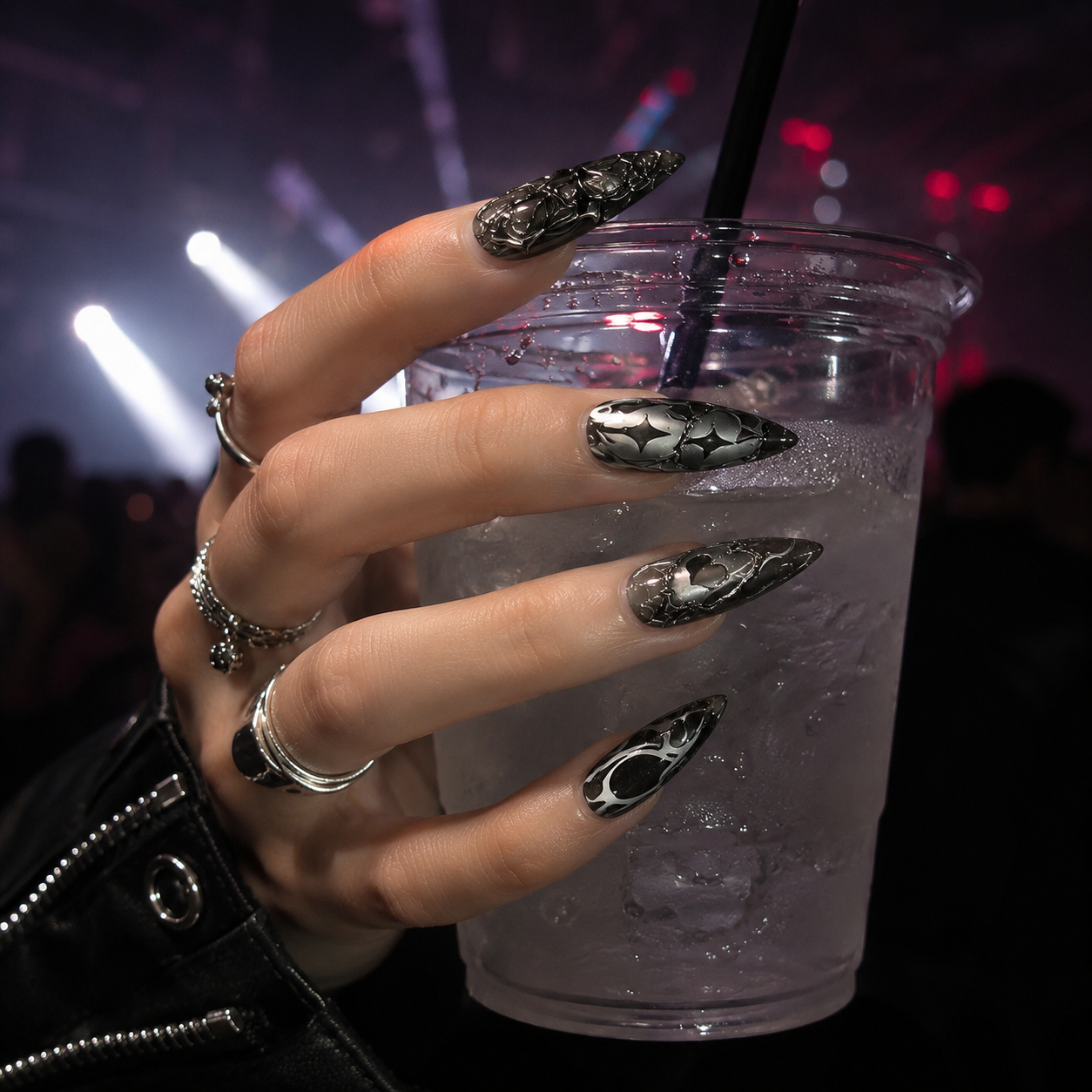 Chrome Noir -- Black Silver 3D Press On Nails